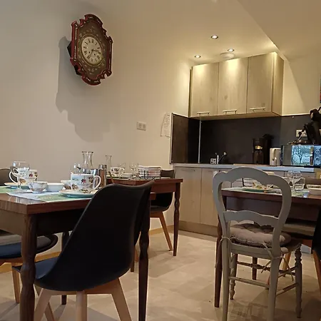 L'ancienne Forge 3 D'hotes A L'etage La Forge , L'enclume Et Le Marteau Bed and breakfast *