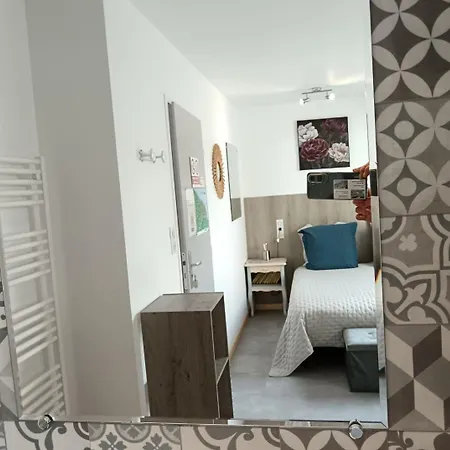 L'ancienne Forge 3 D'hotes A L'etage La Forge , L'enclume Et Le Marteau Bed and breakfast *