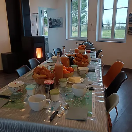 L'ancienne Forge 3 D'hotes A L'etage La Forge , L'enclume Et Le Marteau 3* Louvetot